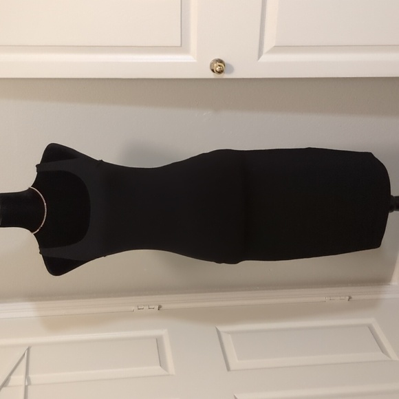 Forever 21 Scoop Neck body con dress size M - Picture 1 of 6